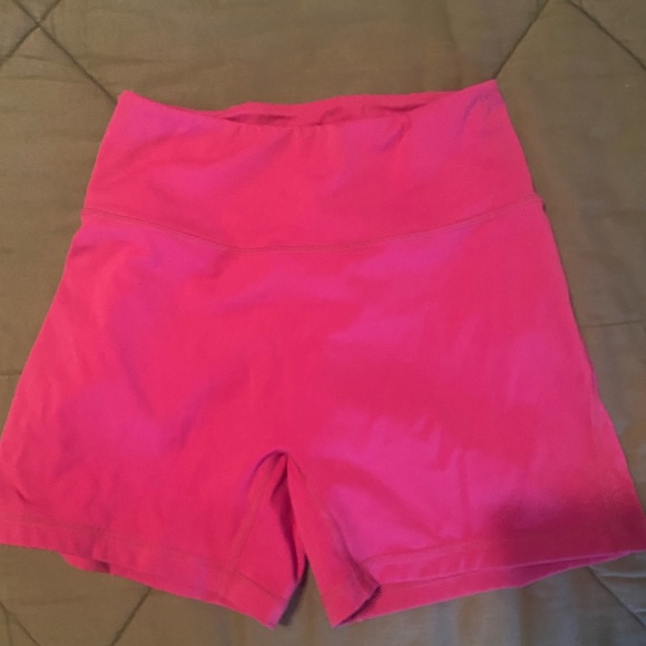 Alphalete Shorts - Picture 2 of 5